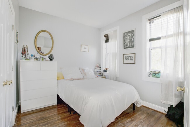 Building Photo - 1631 4th St NW