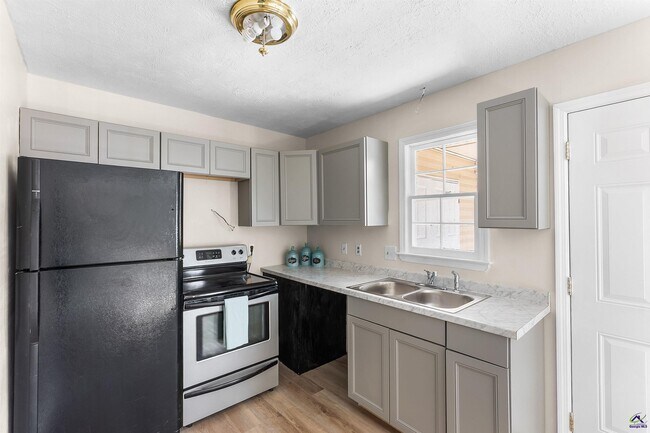 Building Photo - 1636 Huntley Ridge Dr