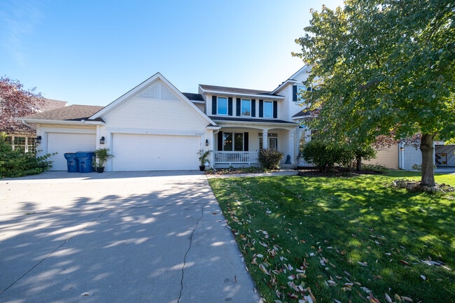 Building Photo - 4750 Merrimac Ct N