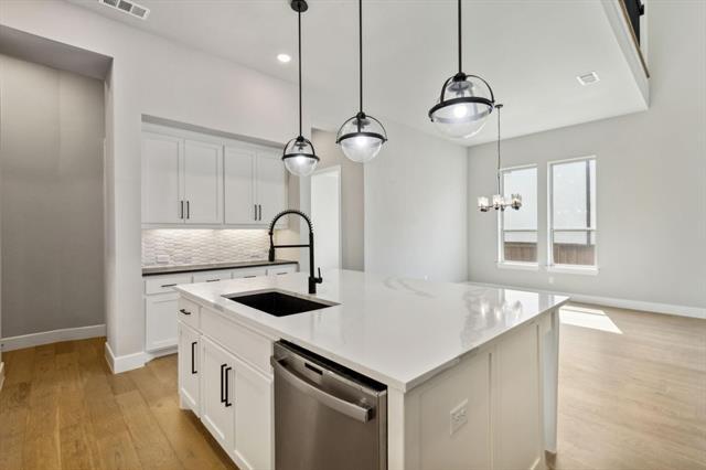 Building Photo - 4131 Sandhills Ln