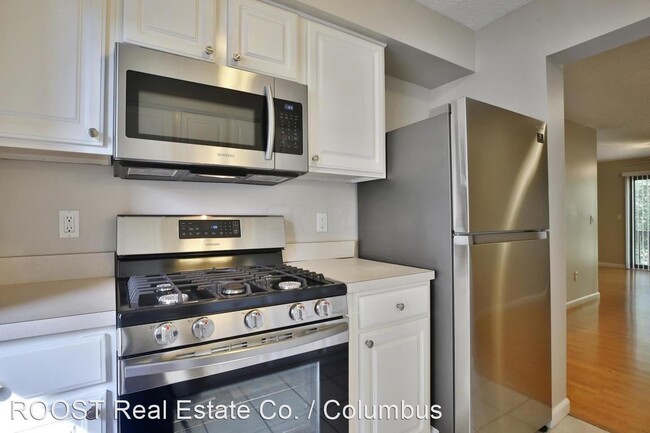 Building Photo - 2 br, 1.5 bath House - 5643 Great Woods Blvd