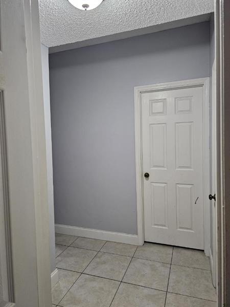 Building Photo - 1827 Runners Way