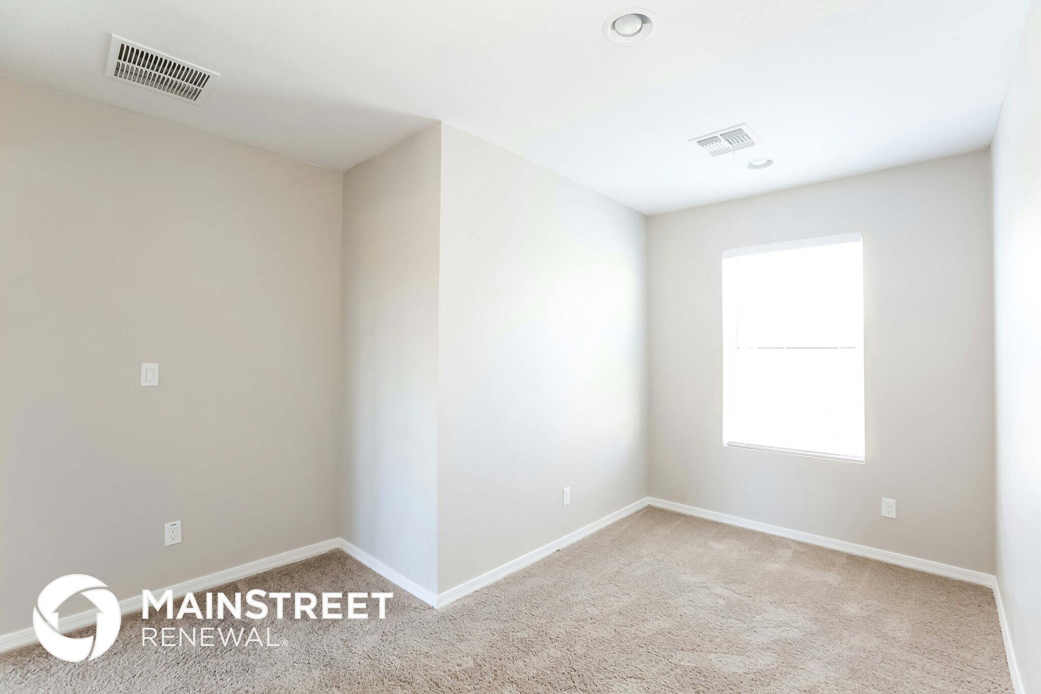 Building Photo - 2000 N 36th St