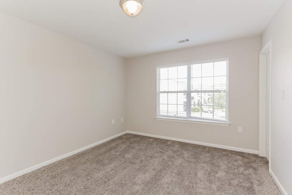 Building Photo - 333 Hunslet Cir