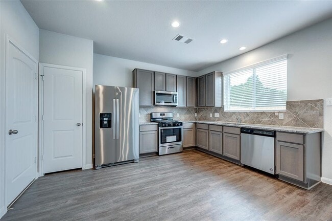 Building Photo - 3030 Orchid Ranch Dr