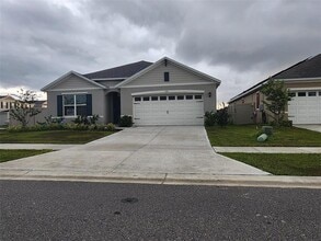 Building Photo - 1051 Griffon Ave