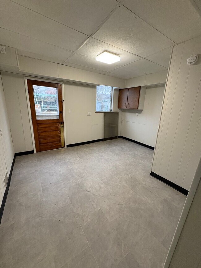 Building Photo - NORWOOD- Cute 2 bedroom 1.5 baths with fenced yard