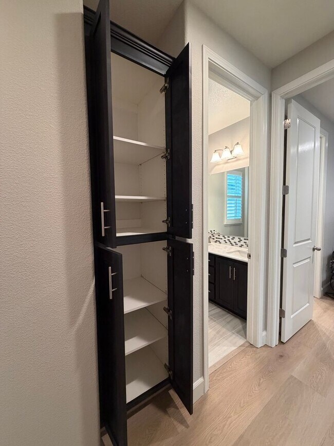 Building Photo - Beautiful 4-Bedroom Home for Lease in San Ramon’s Desirable 94582