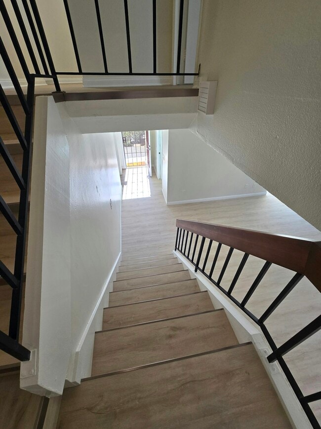 Building Photo - 2350 Caminito Agrado