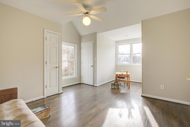 Building Photo - 710 Parrish Farm Ln