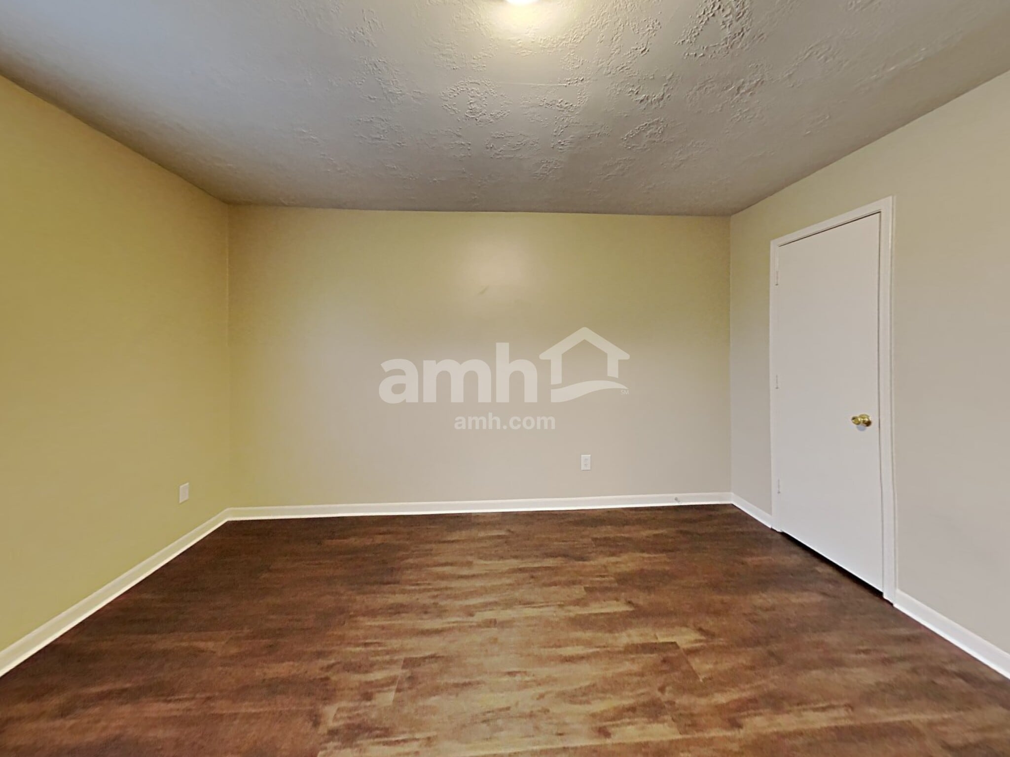 Building Photo - 4135 President's Dr W