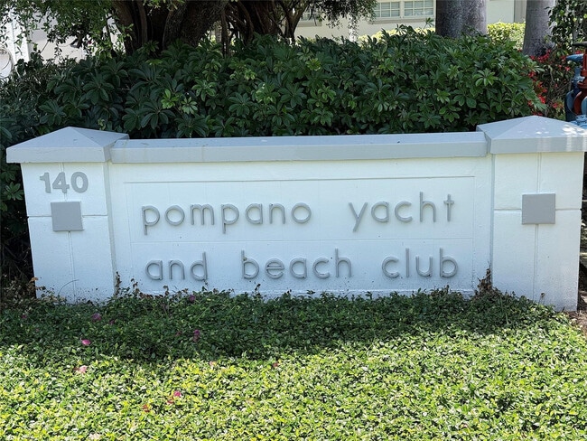 Building Photo - 140 NE 28th Ave