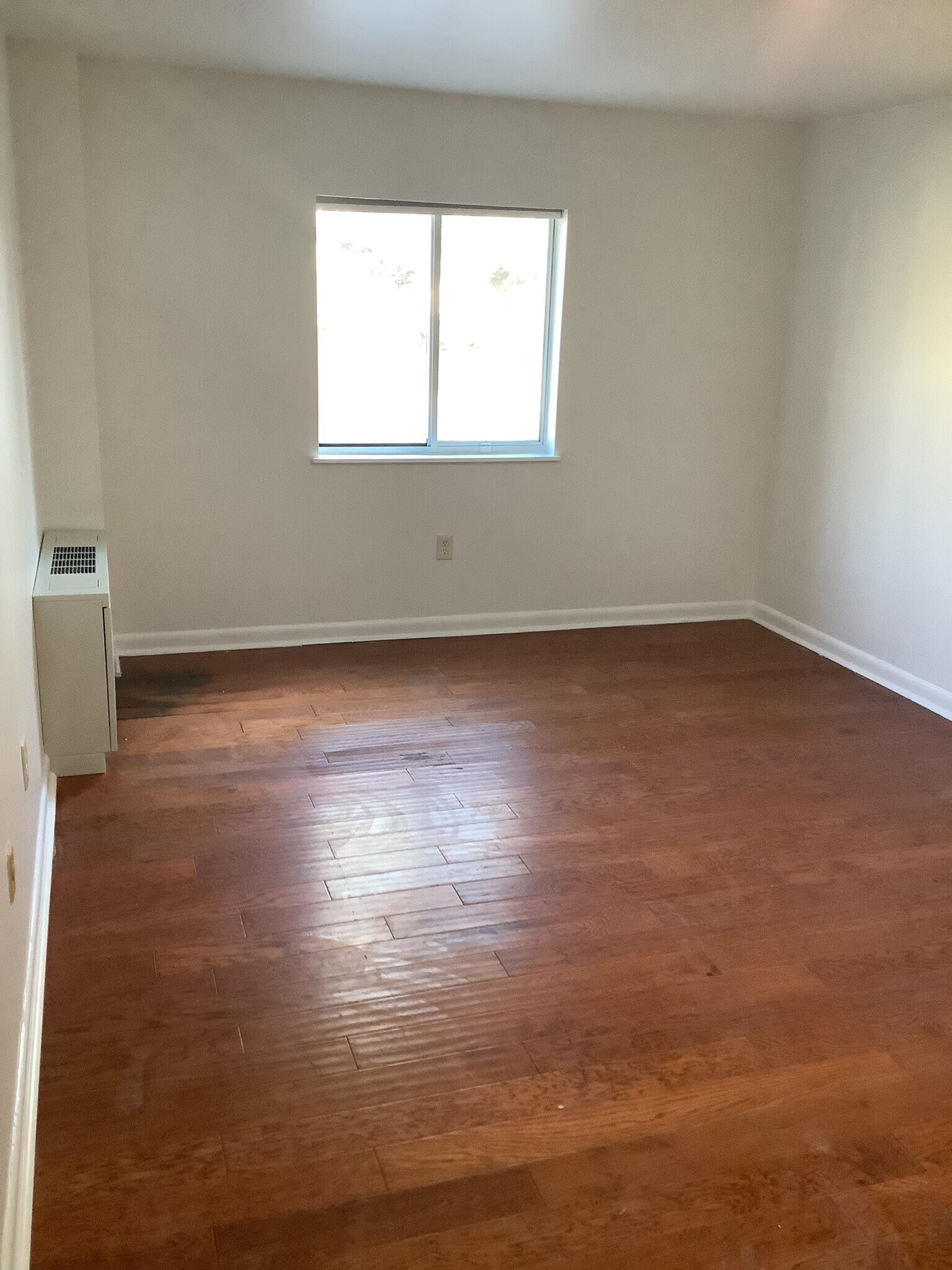 Bedroom2a - 7505 Democracy Blvd