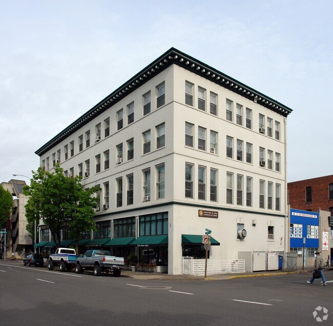 The Tiffany Building 795 Willamette St Eugene OR 97401 Apartment Finder