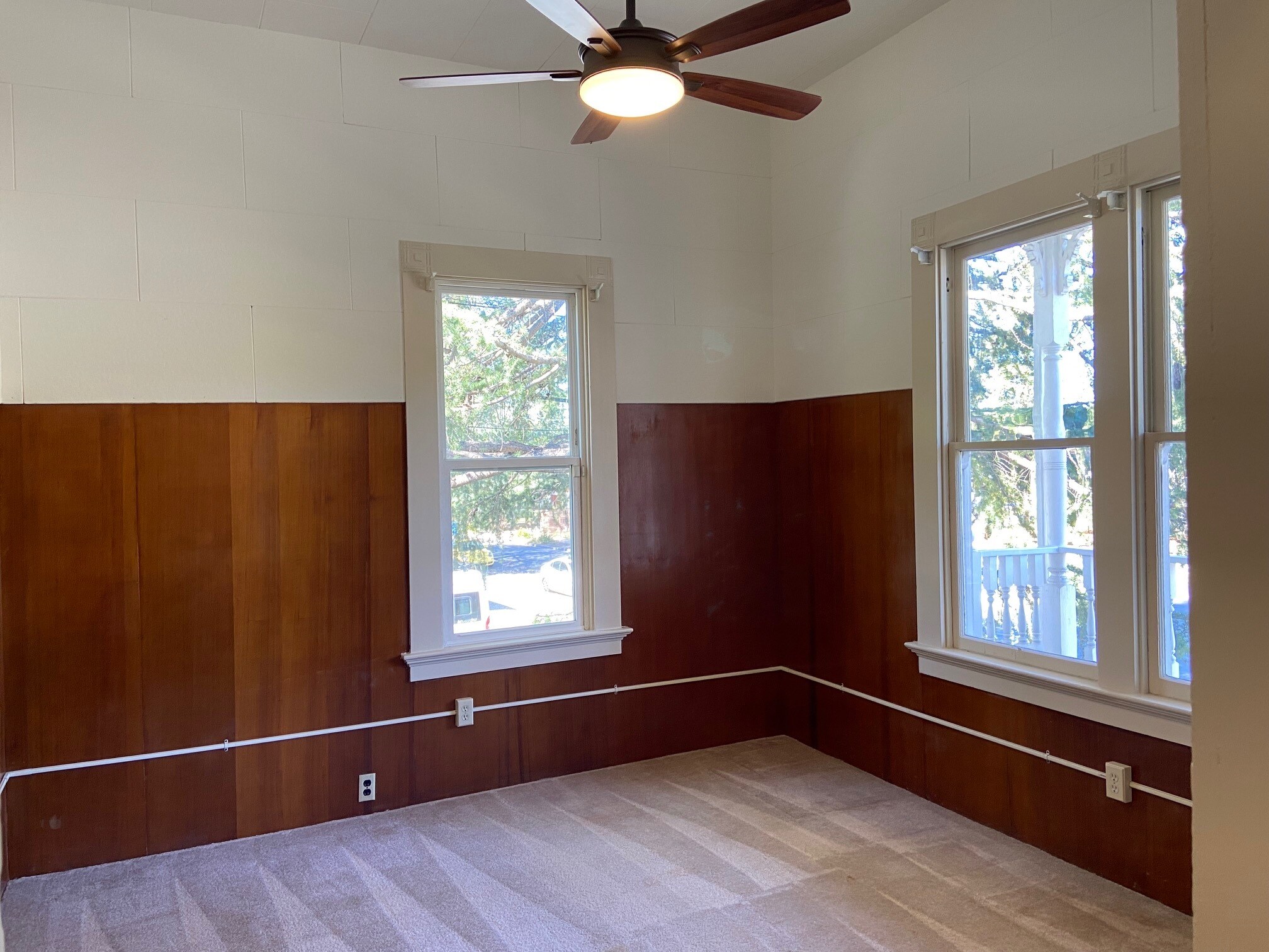 Front Bedroom - view2 - 2104 Castro St