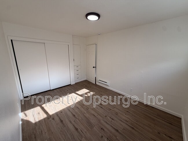 Building Photo - 2405 Old Eureka Way