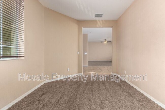 Building Photo - 7510 S 27th Way