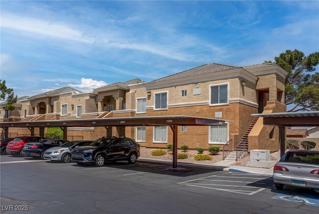 Building Photo - 8070 W Russell Rd