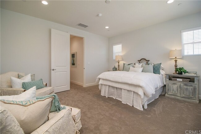 Building Photo - 1045 Hope Ln