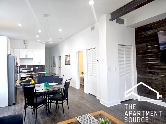 Building Photo - 2937 W Jackson Blvd