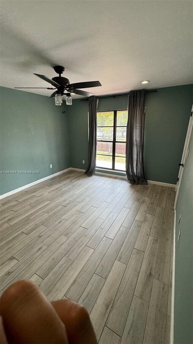 Building Photo - 7114 SW 114th Pl