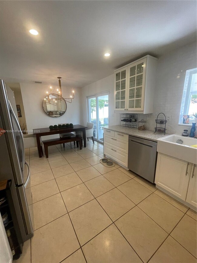 Building Photo - 9770 SW 85th Terrace