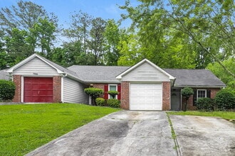 Building Photo - 7960 Creekstone Way