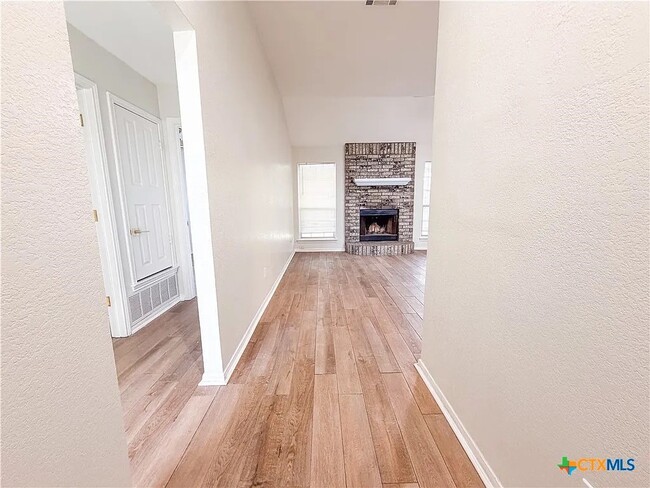 Building Photo - 5414 Williams Dr