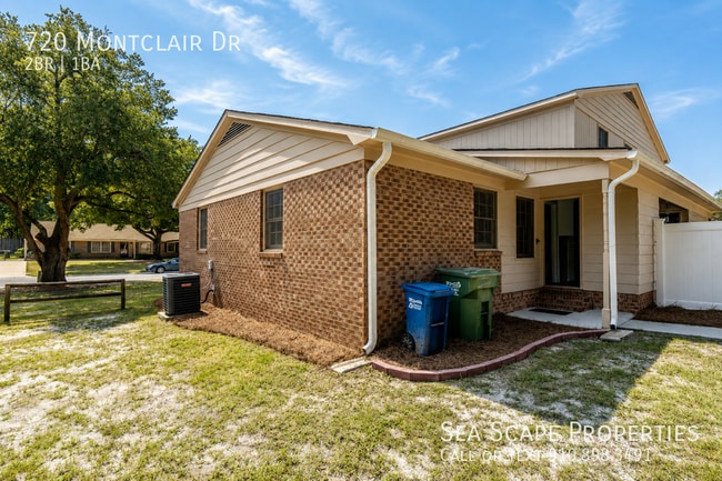 Building Photo - 720 Montclair Dr