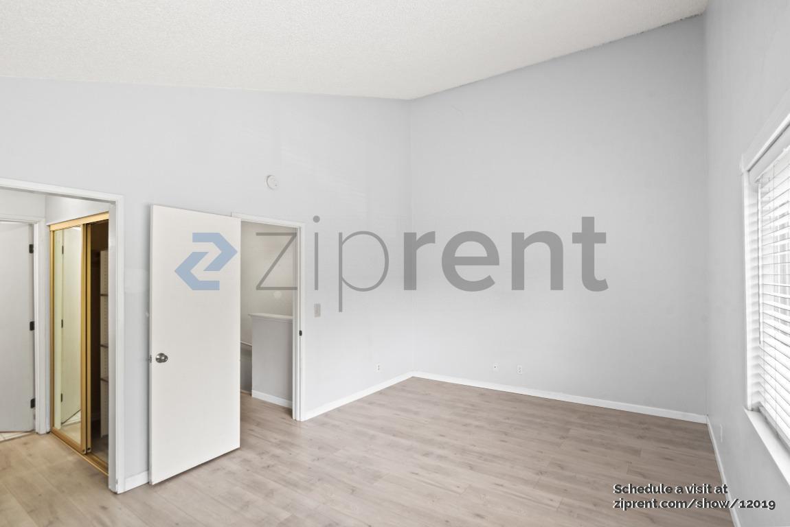 Building Photo - 1017 Imperial Pl