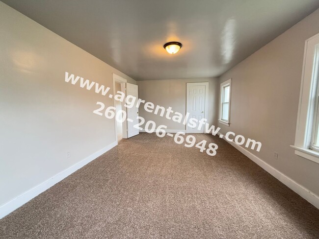 Building Photo - 2 Bedroom House - Section 8 OK! -  $300 of...