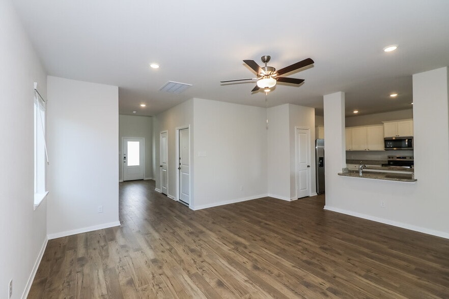 Building Photo - 7514 Tipton Meadow Way