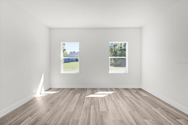 Building Photo - 15101 SW 51st Terrace