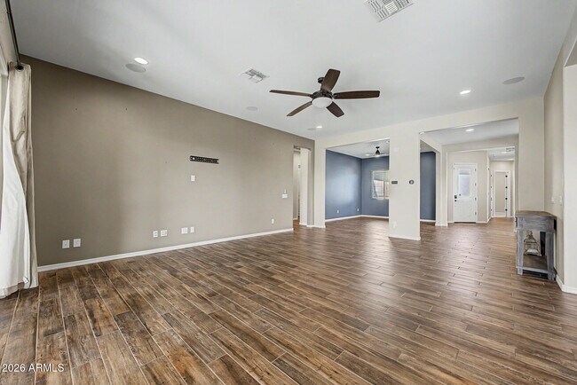 Building Photo - 5116 N 185th Ave