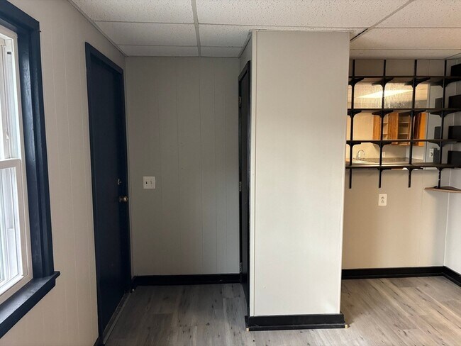 Building Photo - 1 Cheney St