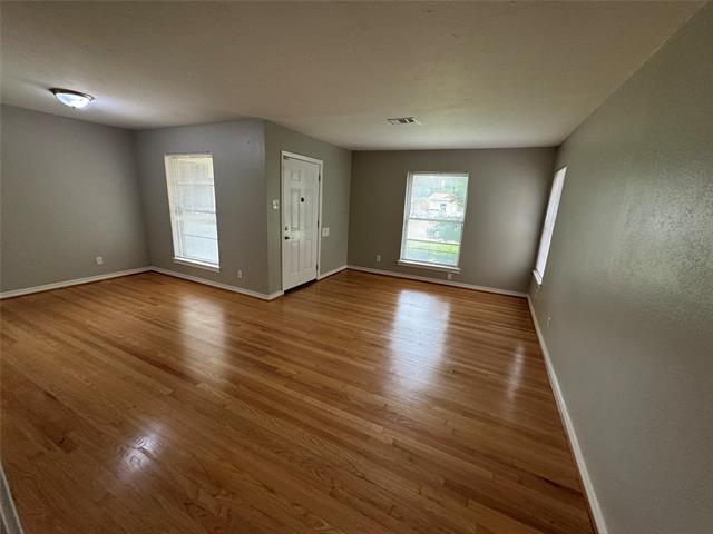 Building Photo - 2322 Costa Mesa Dr