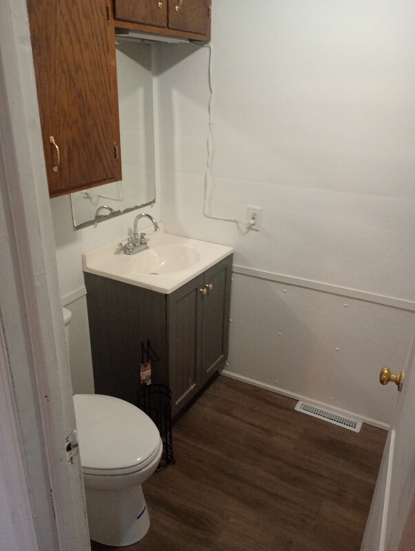 Building Photo - 613 N 3rd St