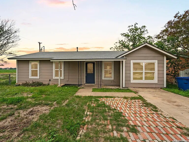 Primary Photo - 8831 Hunters Creek St
