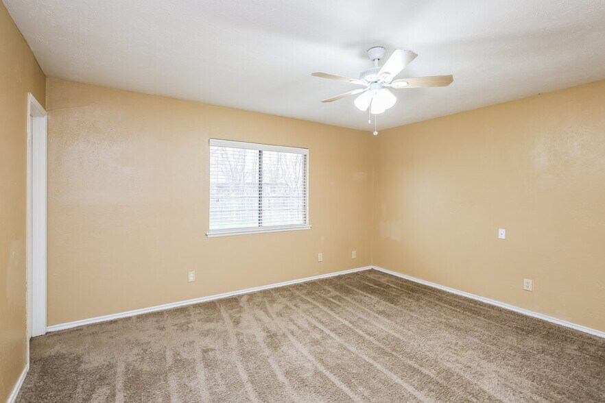 Building Photo - 2255 Goldleaf Ct