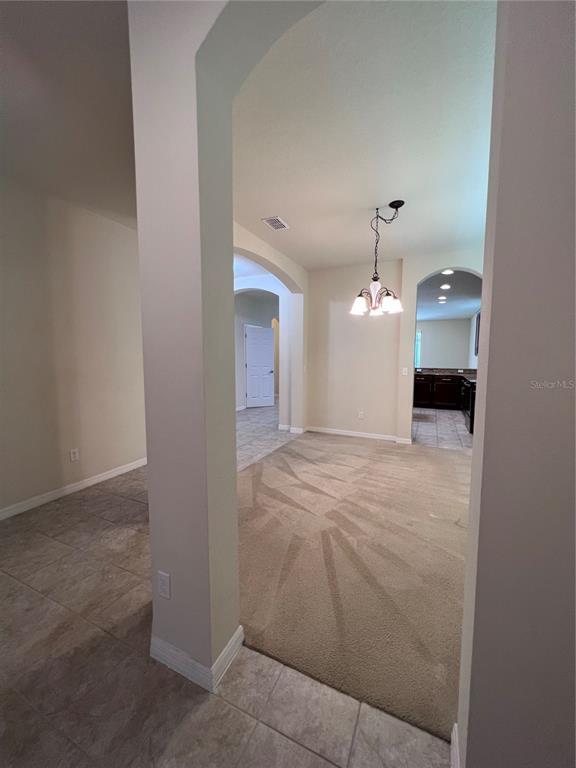 Building Photo - 1310 Oakcrest Ct