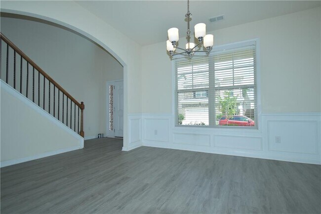 Building Photo - 3094 Tofte Dr