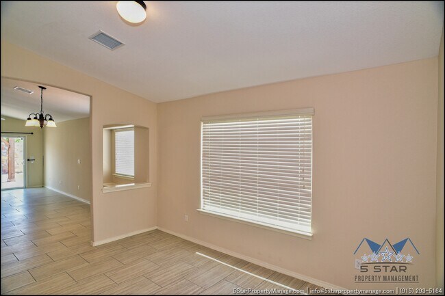 Building Photo - 14920 Tim Hardaway