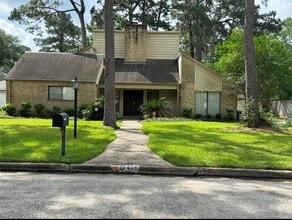 Building Photo - 17406 Spicewood Springs Ln