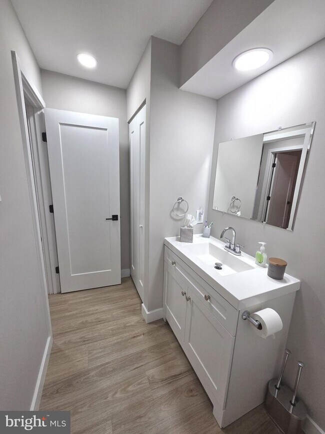Building Photo - 402 A Mulberry Cove-402