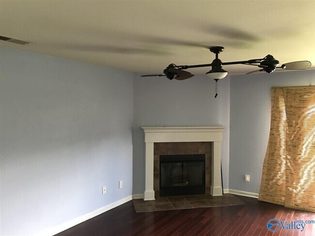 Building Photo - 133 Belle Haven Dr