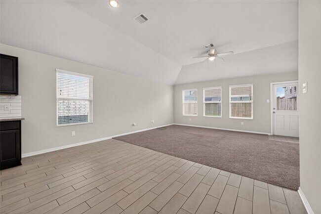 Building Photo - 2122 Artic Loon Dr