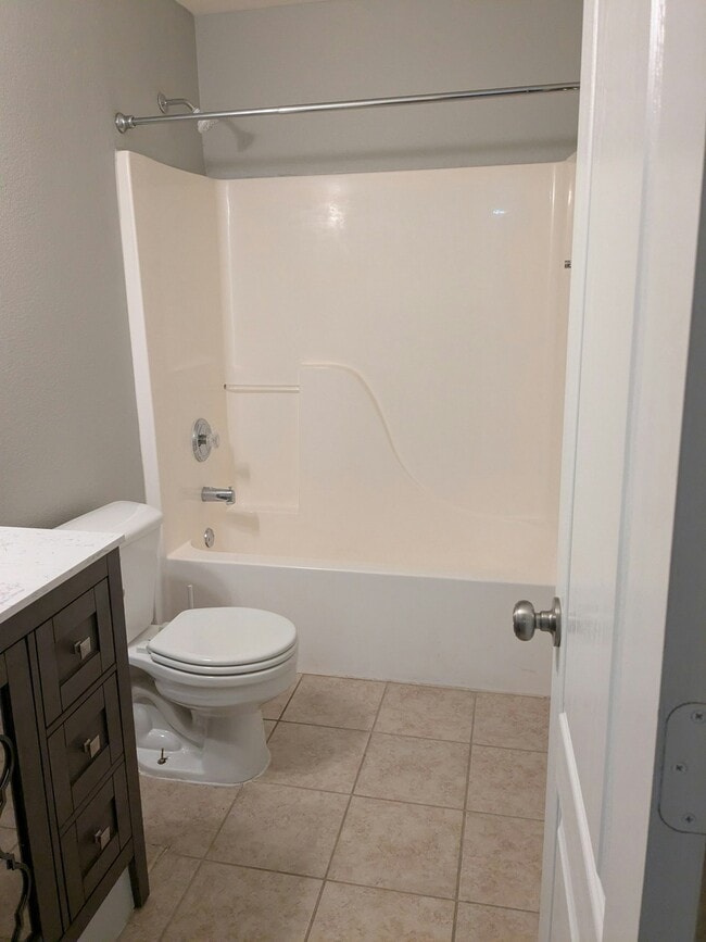 Building Photo - 5417 Beaver Ridge Dr