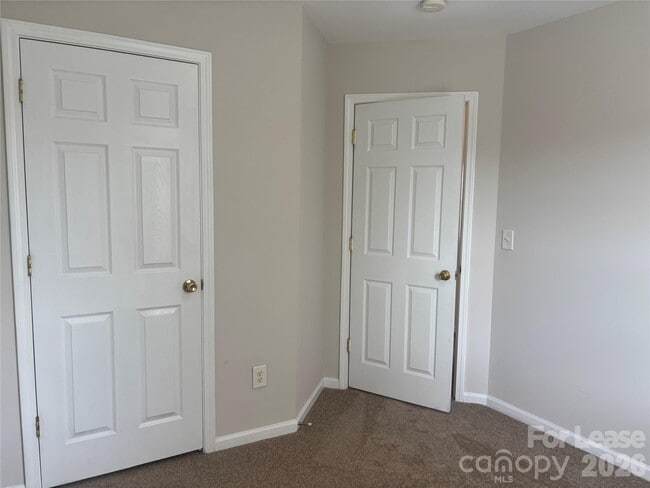 Building Photo - 1426 Peach Park Ln