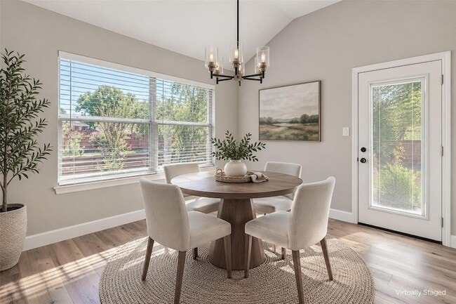 Building Photo - 5928 Lomita Verde Cir