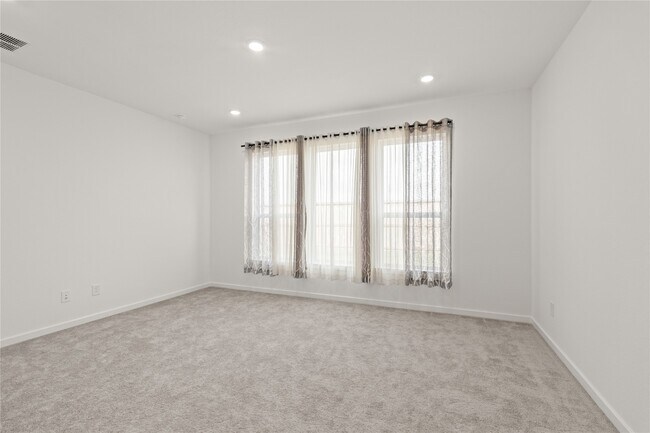 Building Photo - 21918 Wycombe Ter Wy